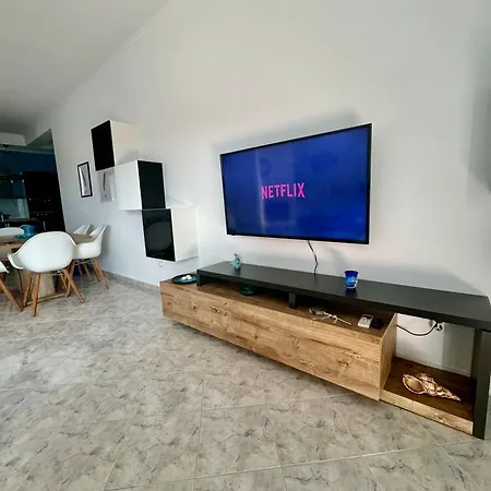 Comfy Blue Apartment *