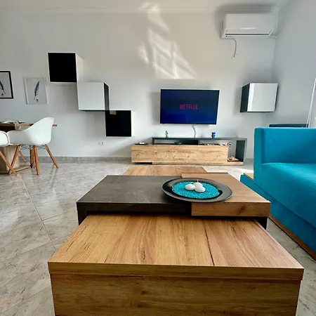 Comfy Blue Apartment Sarande